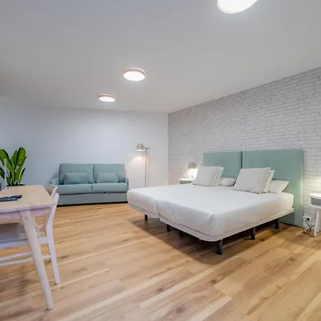 Ares Rentals Alvaro Cunqueiro Madrid Exterior photo